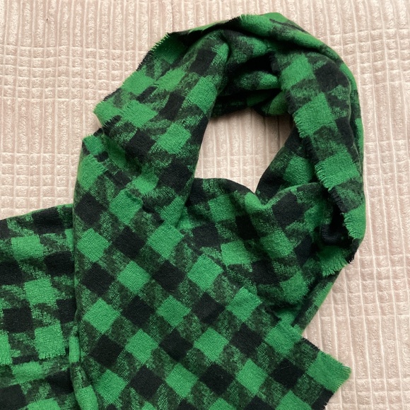 Holiday Scarf - Picture 4 of 6